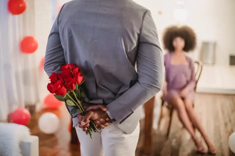 How to Impress Women: Dating Tips Every Man Should Know